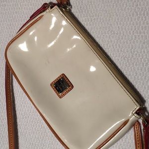 Dooney and Bourke crossbody bag